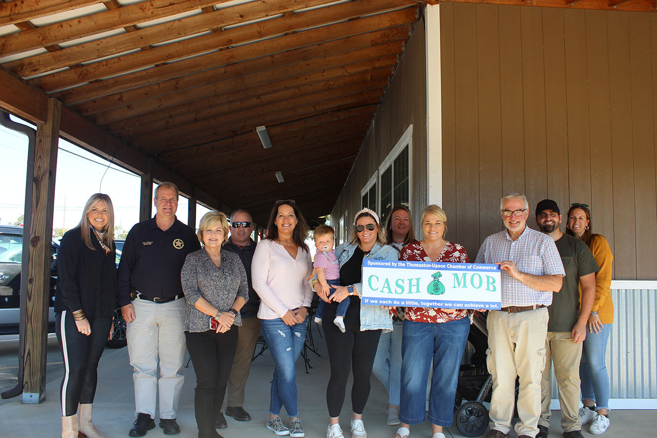 Cash Mob Crew Visits Country Cupboard